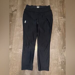 Womens on cloud running active tights